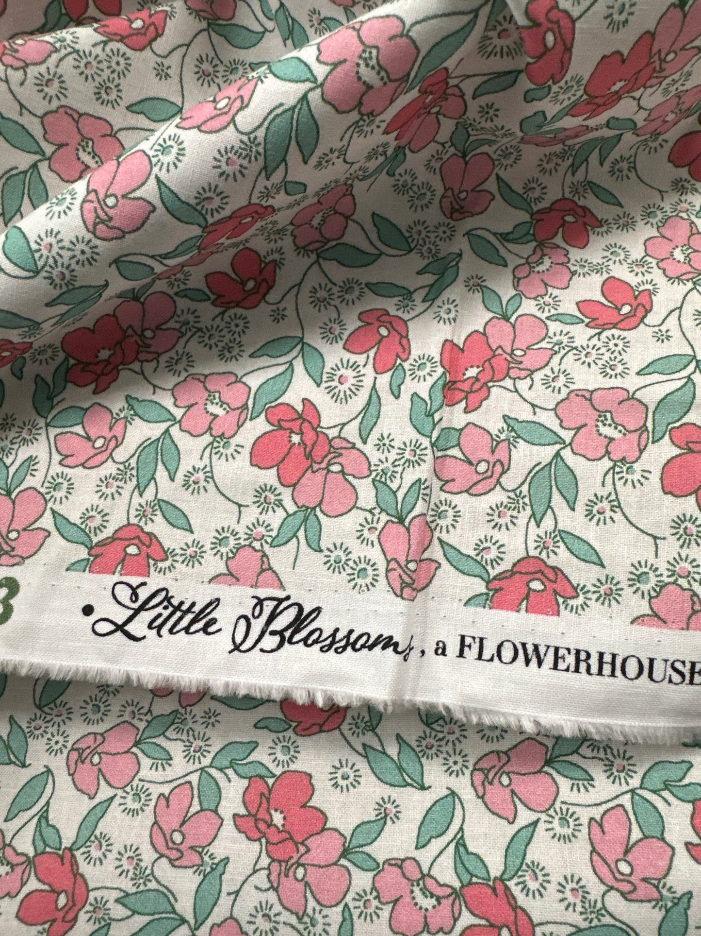 Robert Kaufman - Flowerhouse Little Blossoms - Petal Blooms - Priced per Half Metre