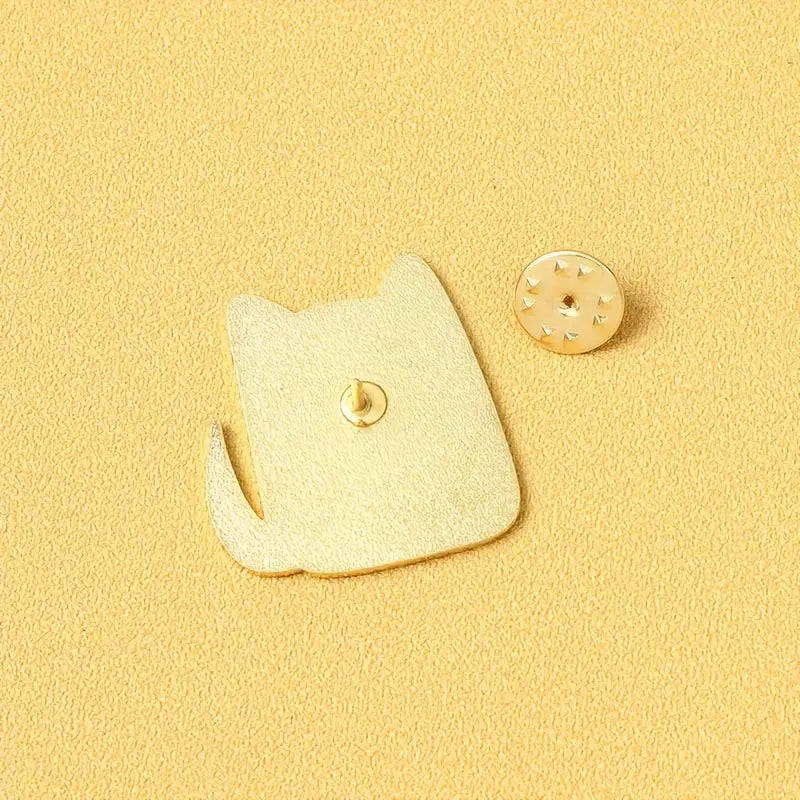 Enamel Pin - Dog Mom