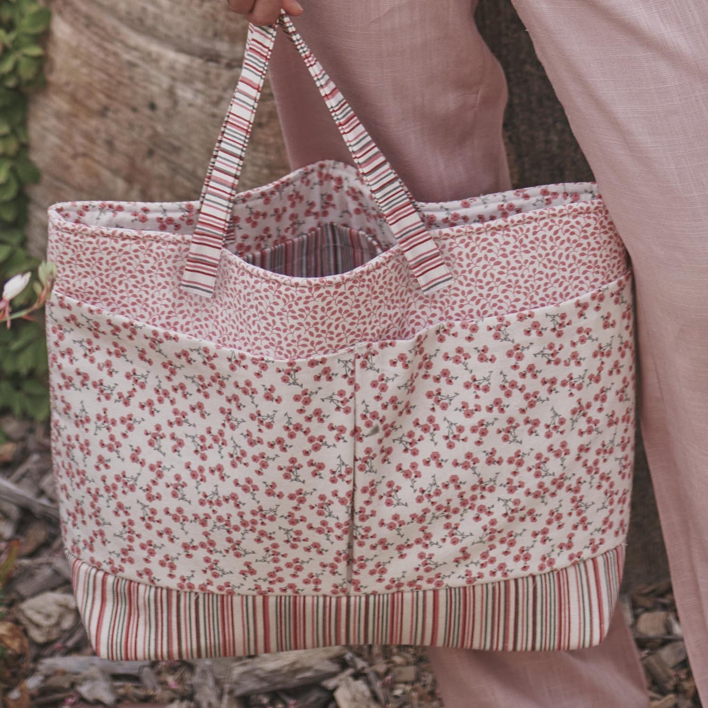 Katia Fabrics - Pattern Magazine - Travel Post Cards  - Spring Summer 2024