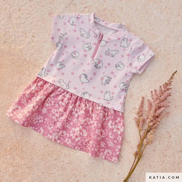 Tricot - Katia Fabrics - Rose - Chats en fleurs de cerisier - Jersey - vendu au demi-mètre