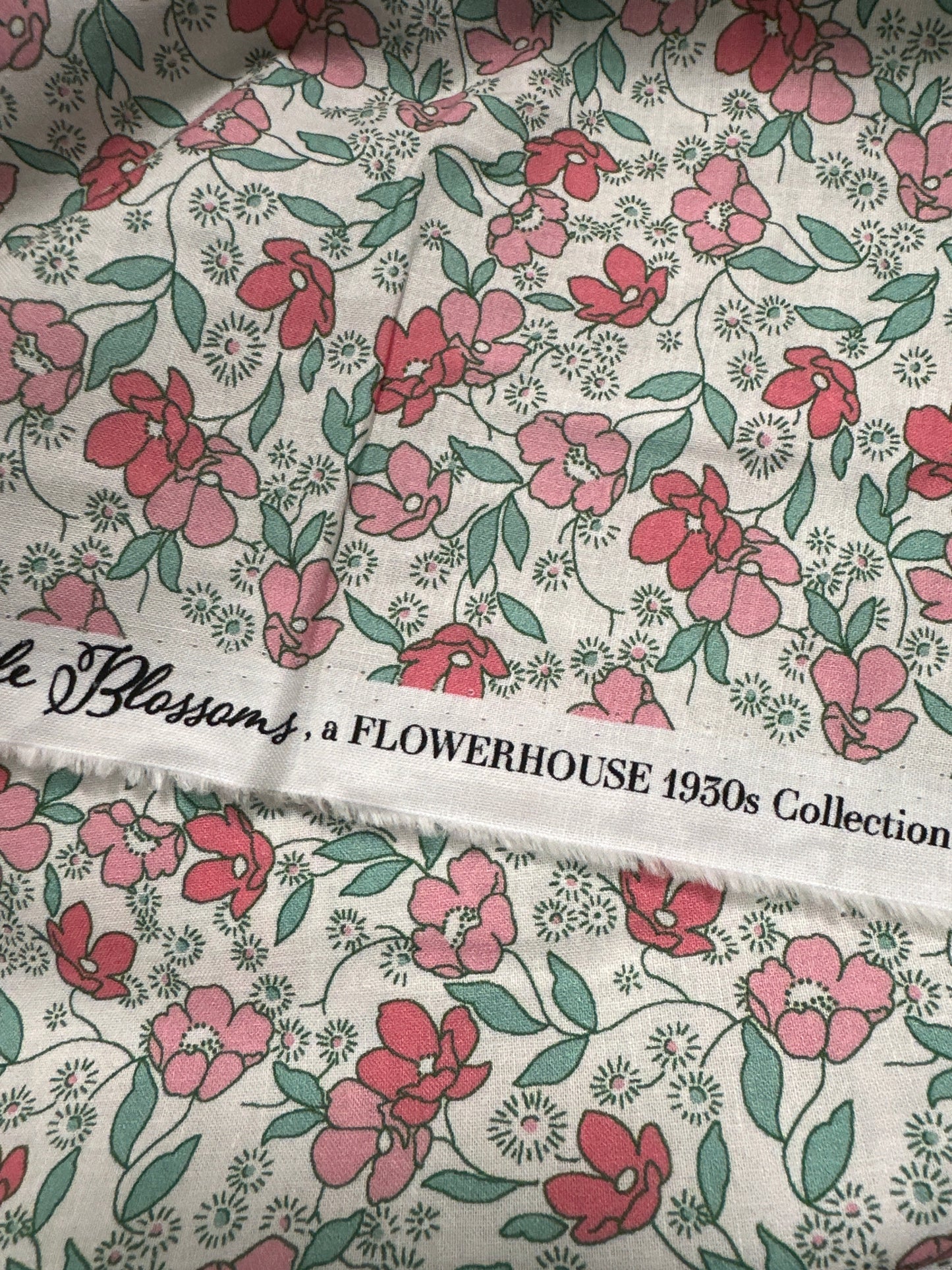 Robert Kaufman - Flowerhouse Little Blossoms - Petal Blooms - Priced per Half Metre