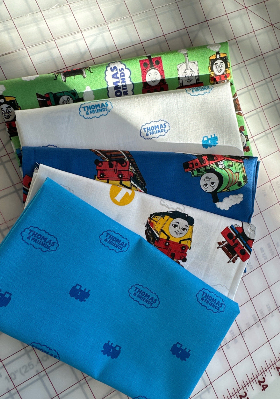 All Aboard with Thomas & Friends - Fat Quarter Bundle