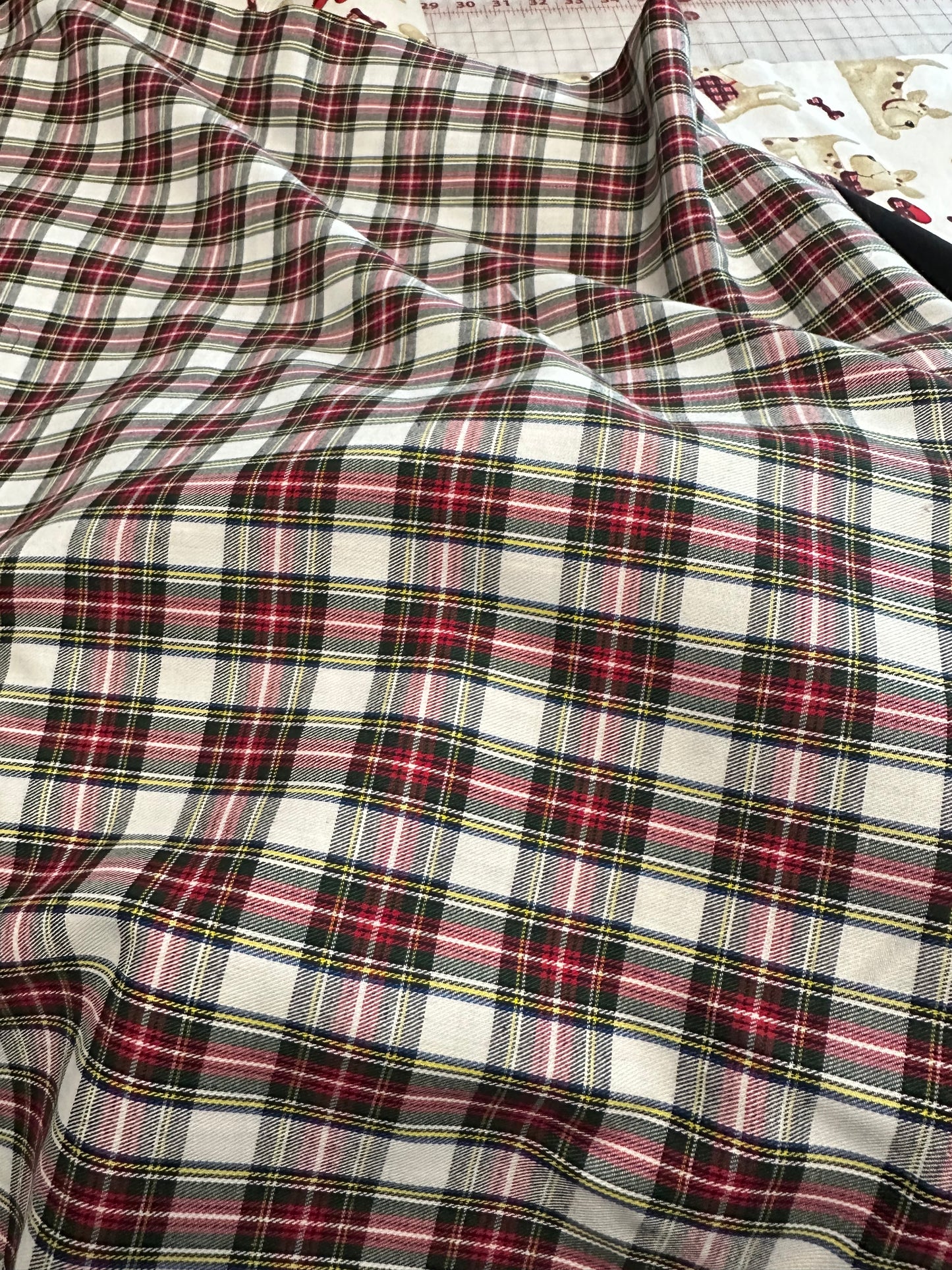 last full yard of fabric
House of Wales Plaid Collection by Robert Kaufman - Ivory