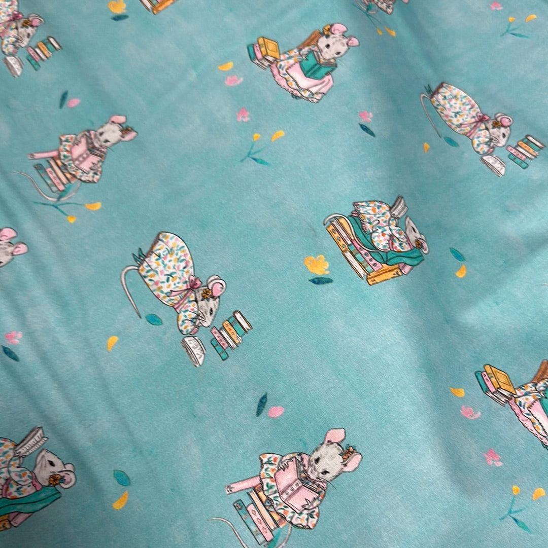 Katia Fabrics - Little Mouse Reading
