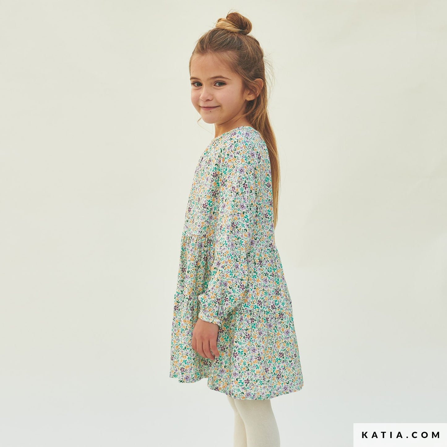 Katia Fabrics - Pattern Magazine - Textures  - Autumn/Winter 2023 - 2024