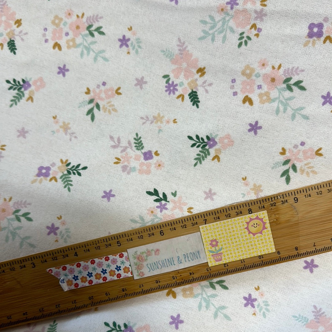 Flannel - Soft Floral - White