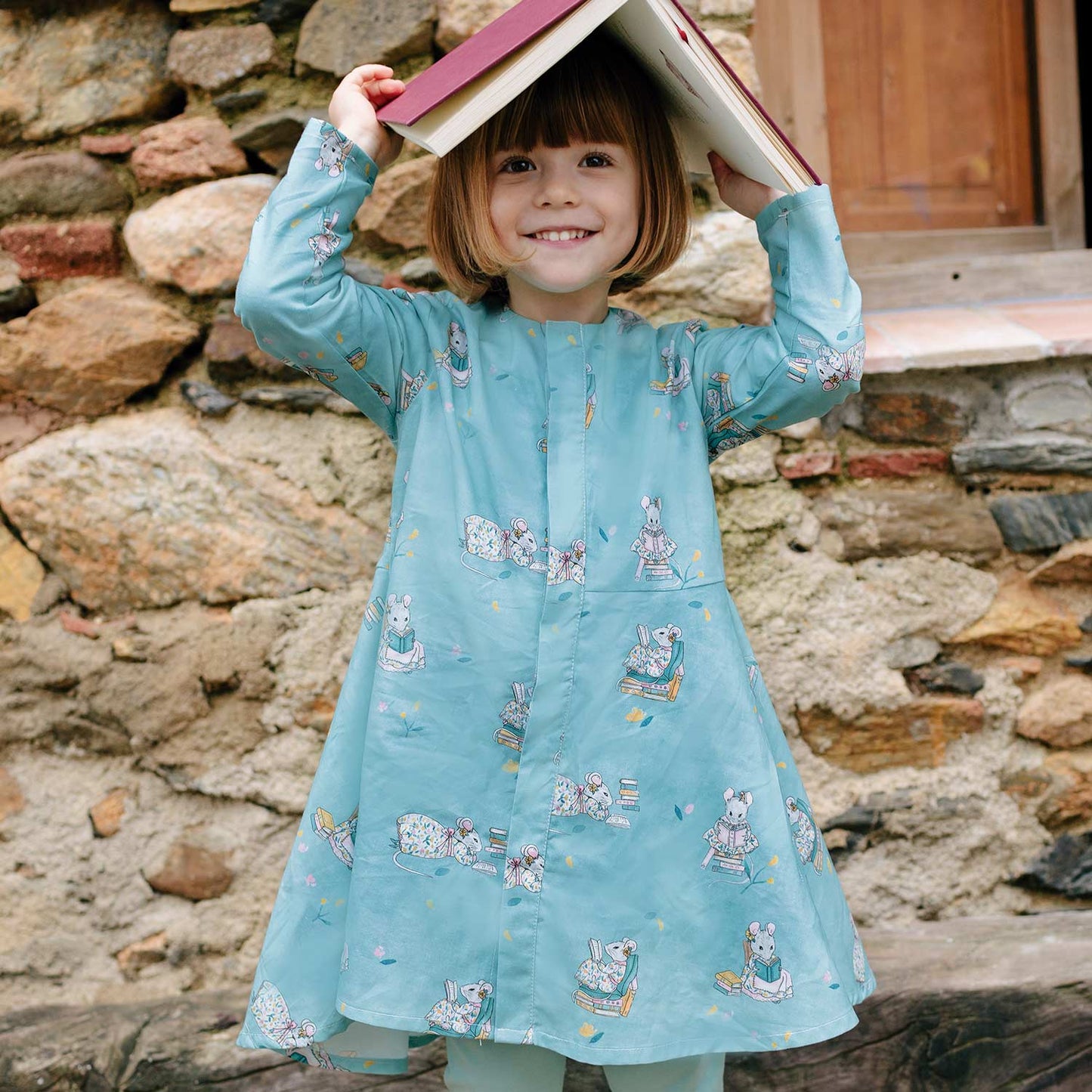Katia Fabrics - Little Mouse Reading
