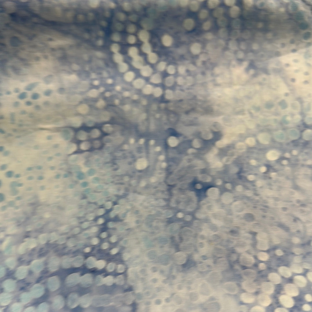Robert Kaufman Artisan Batiks - Sky Blue - Swirls in Dots