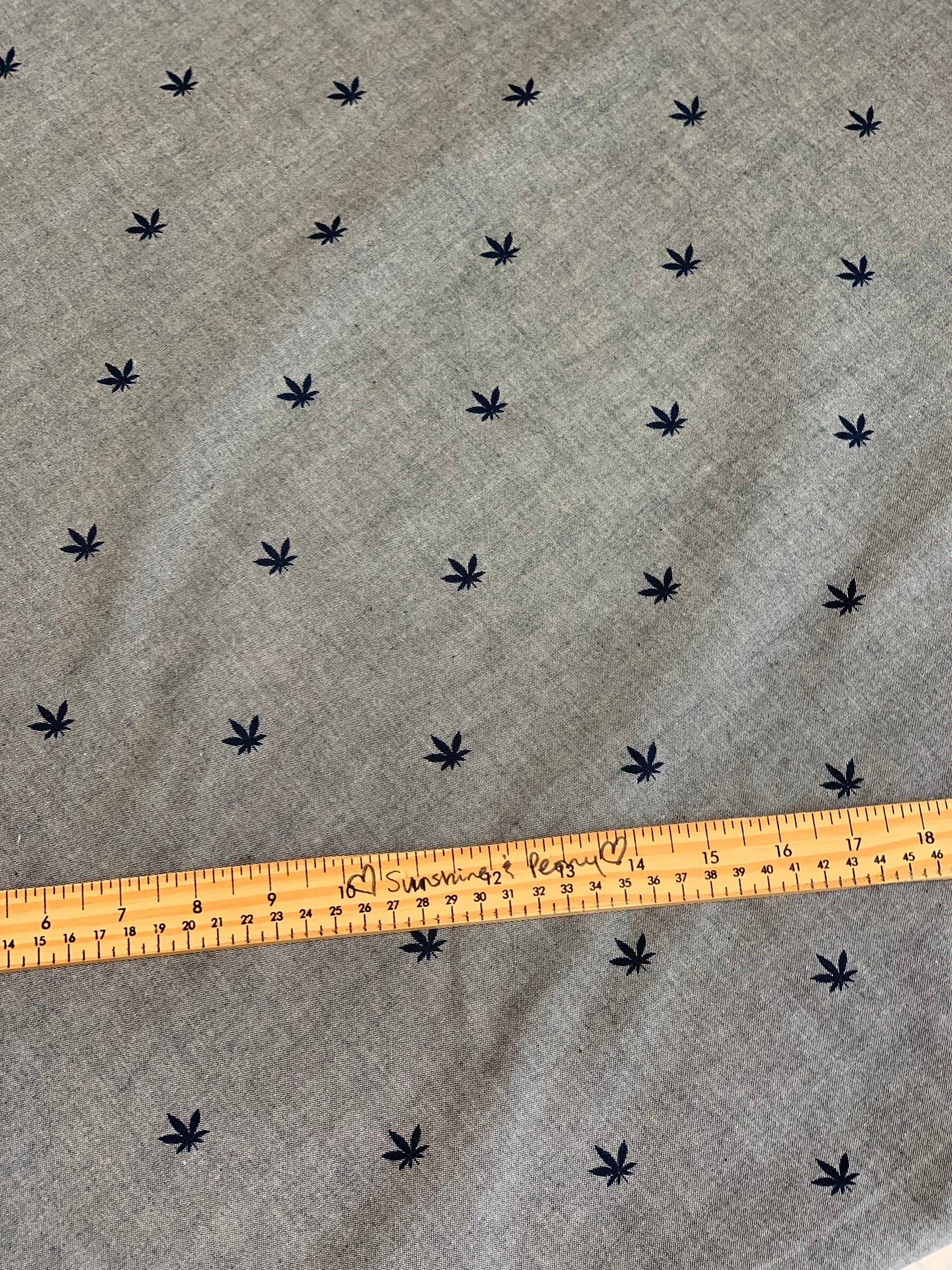 Chambray Union- American Minis by Robert Kaufman - Cannabis flowers