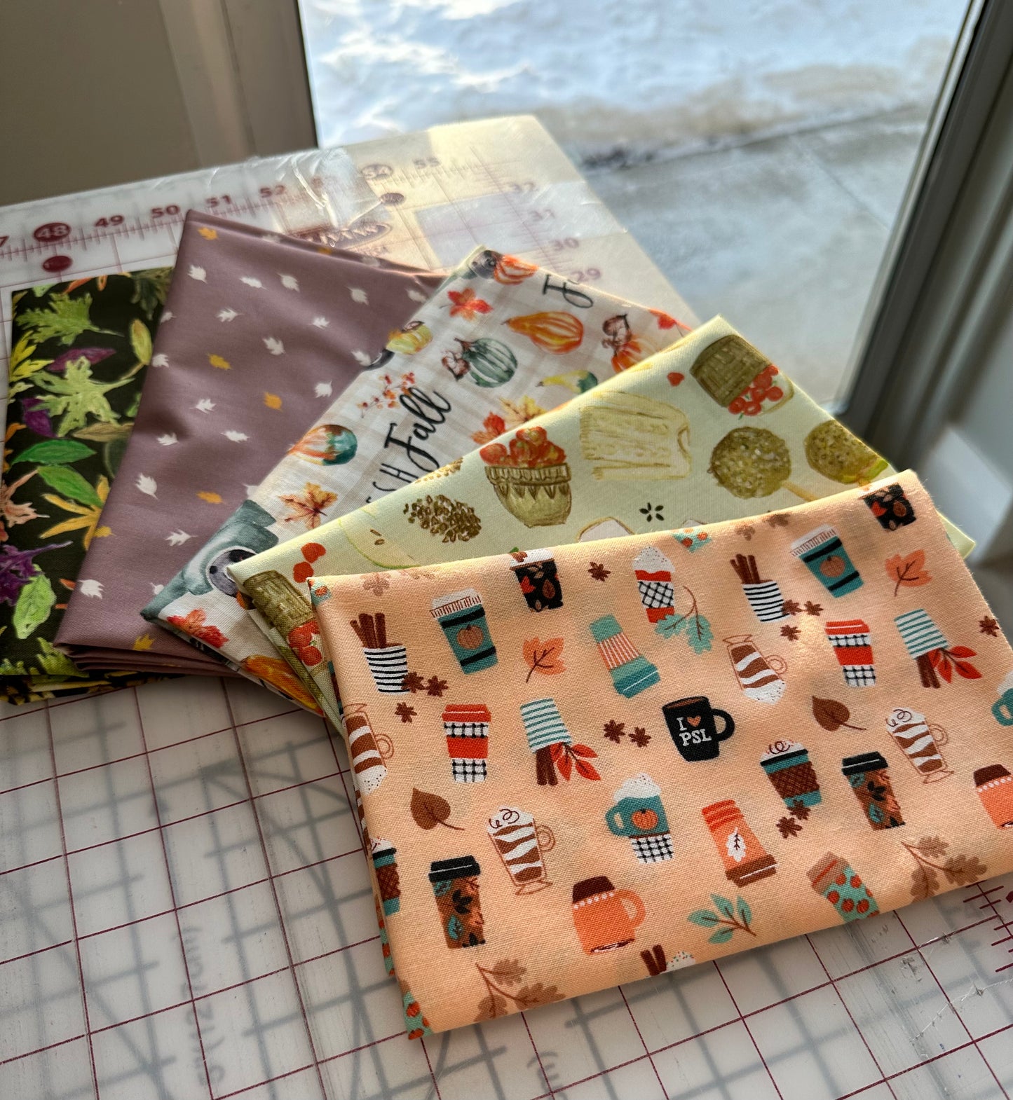 Fall Themed - Fat Quarter Bundle
