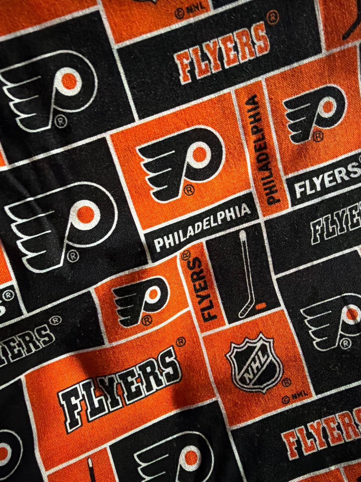 NHL Hockey Teams - NHL Hockey Philadelphia Flyers Small Scale Box Allover Quilting Cotton - Per Half Metre