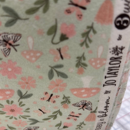 Flanelle - 3 souhaits - Baby In Bloom Flannel par Jo Taylor Collection - Papillons et fleurs - Prix au demi-mètre 