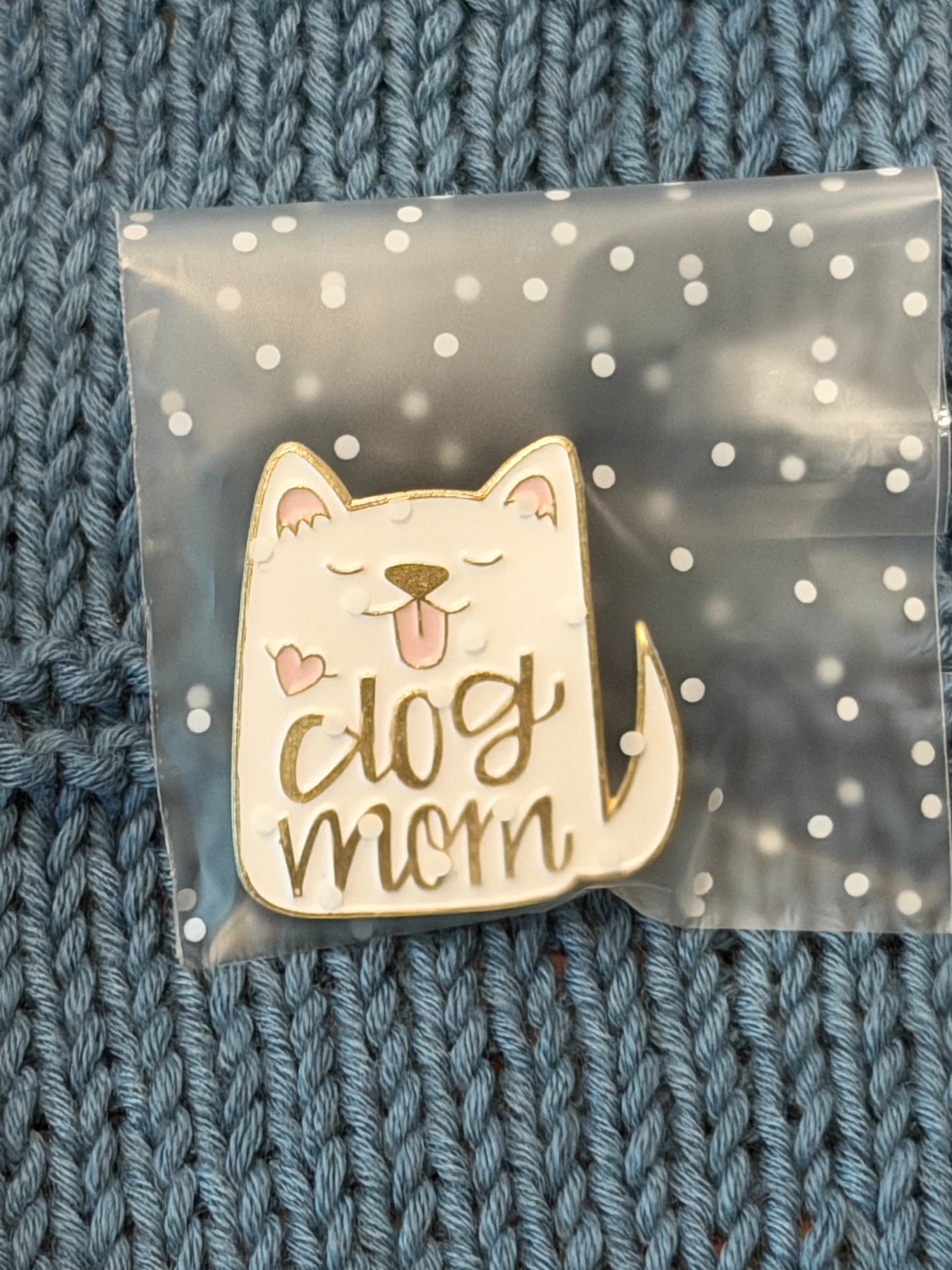 Enamel Pin  - Dog Mom