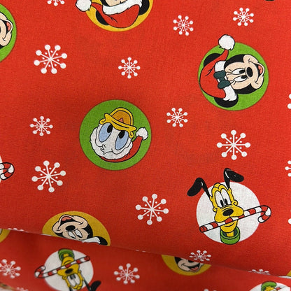 Disney - Mickey & Friends Christmas Badges - Red