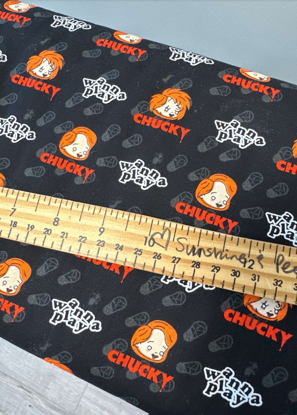 Chucky - Character Halloween III - Batteries Included Black - Price per Half Metre