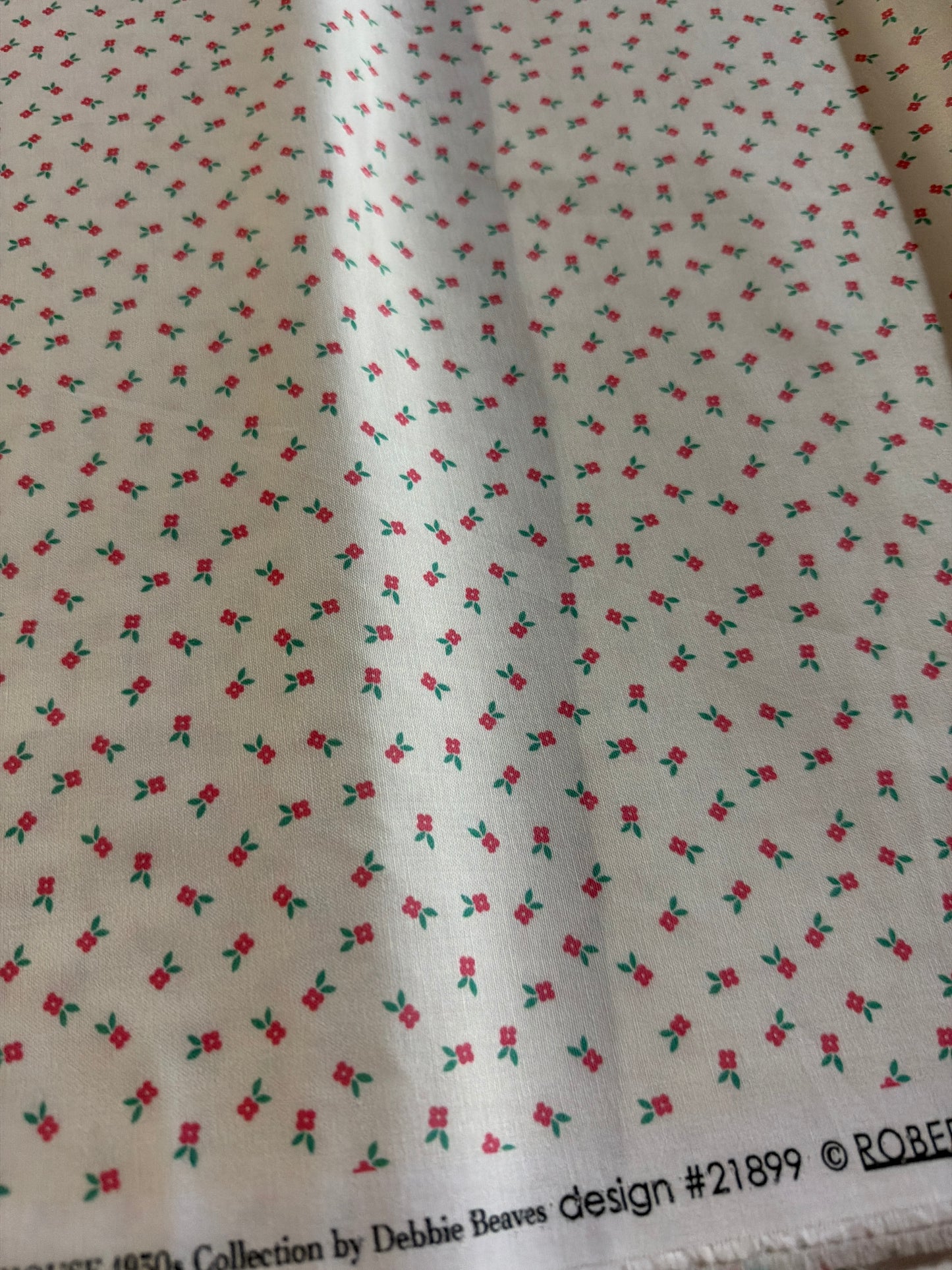 Robert Kaufman - Hints of Prints - Flowerhouse - Pink -  Priced per Half Metre