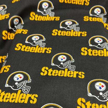 Last cut 29.5" x width of fabric - NFL Teams - Pittsburgh Steelers Quilting Cotton - Black