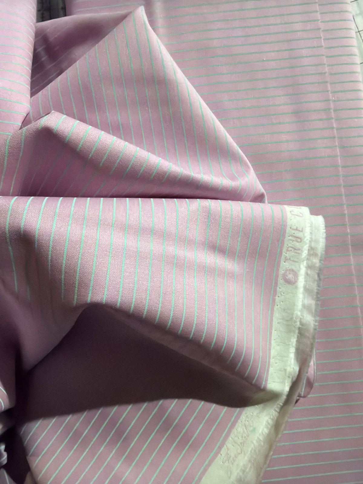 Tula Pink - Tiny Beasts - Tiny Stripes - Petal