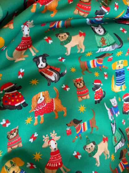 Dear Stella - Santa's little helper - Emerald  - New for 2026 - Sold by the half metre