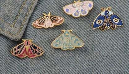 Épingle en émail - Beau papillon de nuit