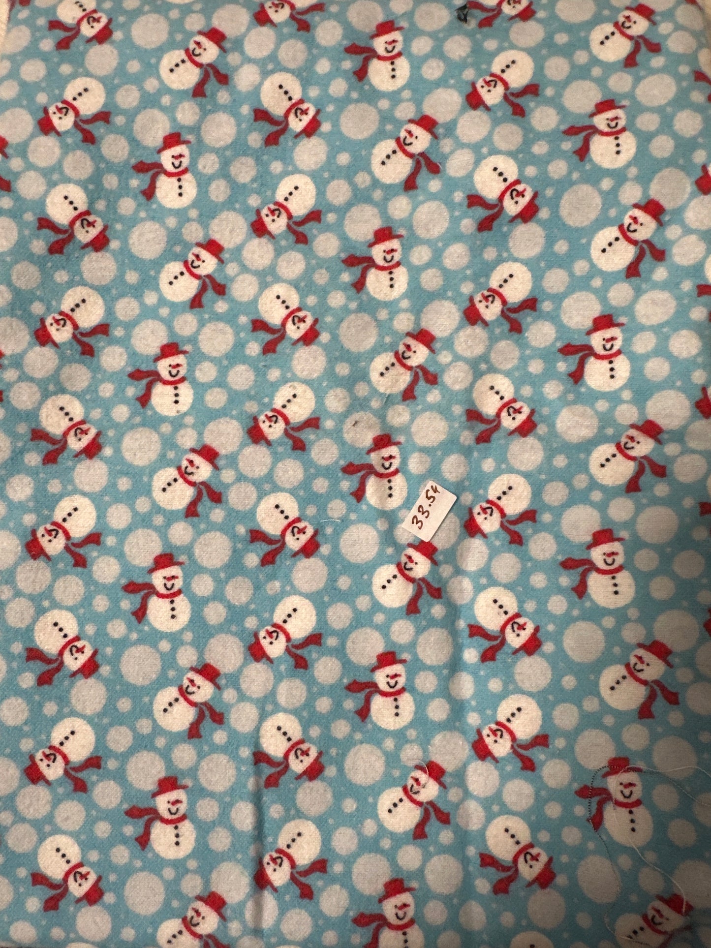 Last cut from bolt - last 33.5” x width of fabric  - 
Flannel by Fabric Creations - Snowmen on Blue