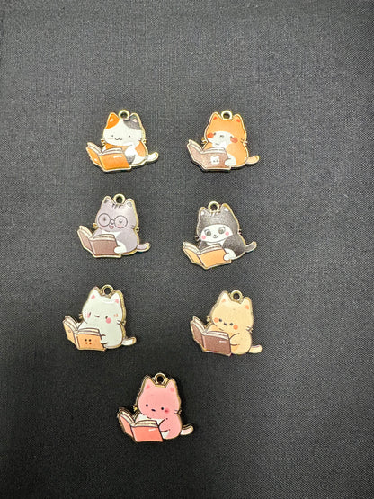 Enamel - Smart Cats -  Reading - Charm