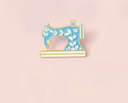 Enamel Sewing Machine Brooch / Pin