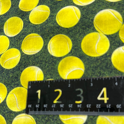 Timeless Treasures - Ballons de soccer emballés blancs - Collection Sports