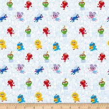 Last cut from bolt &nbsp;- 17.5" x width of fabric - Sesame Street Outline Character White
