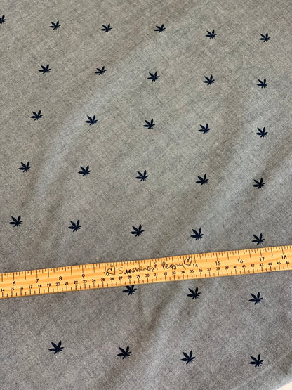 Chambray Union- American Minis by Robert Kaufman  - Cannabis flowers