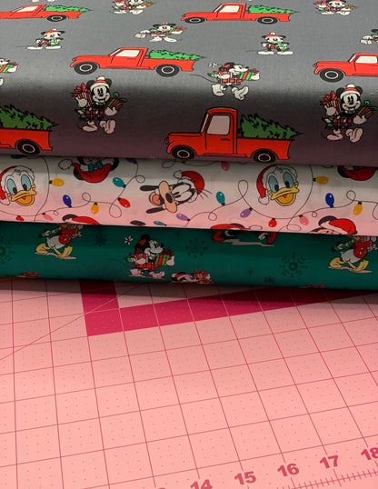 Last 2 Full Yard - Springs Creative - Disney - Mickey Mouse and Friends - Christmas Lights Toss - White - priced by the yard