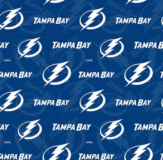 Last cut from bolt approx 14.5" x width of fabric  - NHL Hockey Teams - Tampa Bay Lightning - Quilting Cotton - Per Half Metre