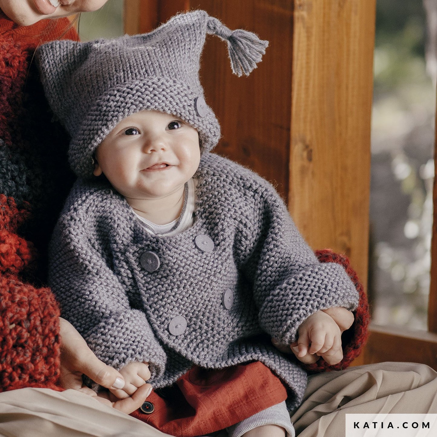 Knitting Magazine - Patterns - Beginners Easy Knits 9 Easy Knits Autumn / Winter - 2021